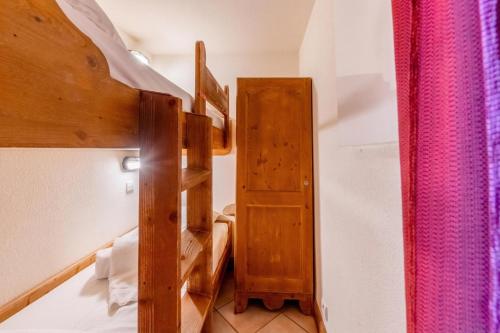 Le Cristal GM20 Mountain View, Pool, Private Sauna & Parking - Happy Rentals