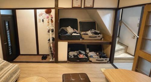 BEGINNING GUEST HOUSE, ビギニングの宿 - Authentic Japanese Renovated Stay, Airport Direct