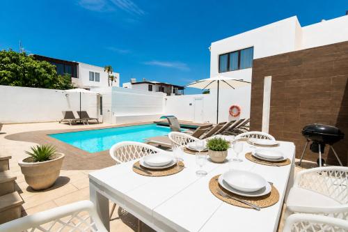 Villa Tisalaya - By AZ Rentals
