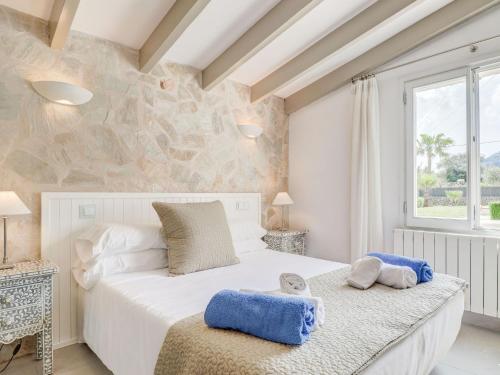 Holiday Home Can Colom by Interhome