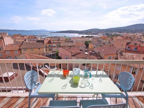 Apartment Appt T3 - 5 Pers - Vue Mer - Climatisation by Interhome
