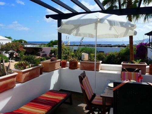 Apartment Appartement mit Blick auf das Wasser by Interhome