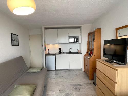 Studio en première ligne avec vue mer