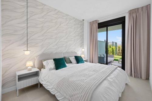 Bahia Golf Retreat Garden Pool & Gym La Cala