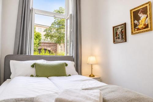 Amazing 1BR Apt, next to AKH Building for Everyone