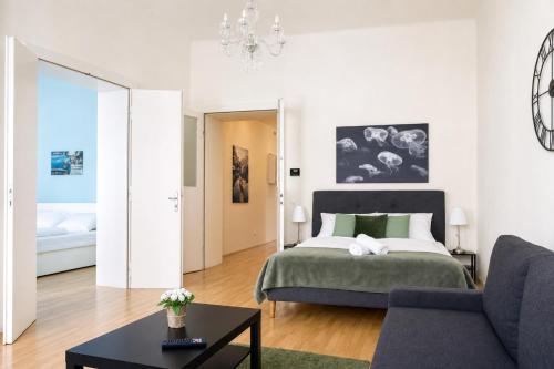 Modern 2BR Apt. Perfect for Long and Short Stays