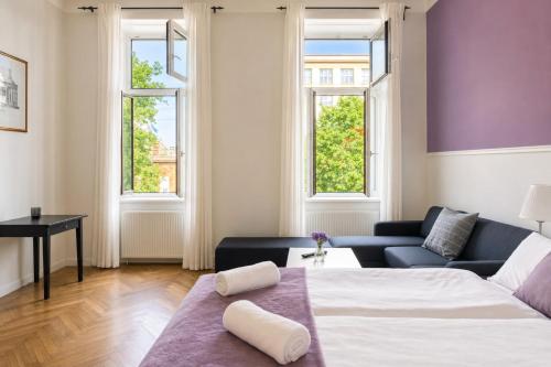 Vibrant 3BR near AKH Hospital - Perfect for Groups