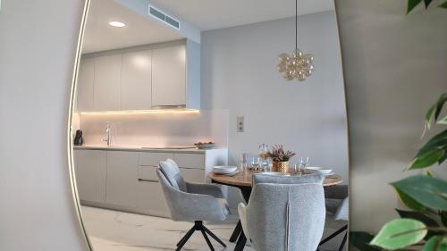 SUNSET SAILORS cozy apartment