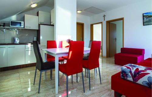 Apartment In Podstrana 257