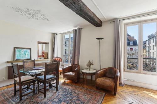 ID 1023 - Panthéon, rue Cardinal Lemoine