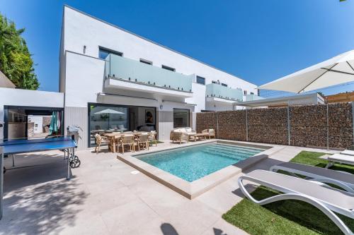 VT Riviera 4BDR Villa Heated Pool