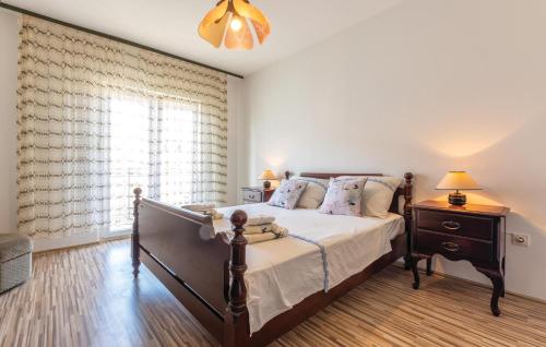 Apartment In Podstrana 256