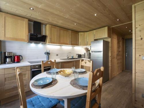 Appartement cosy 4 pers. 30m² rénové, ski aux pieds, équipements modernes, proche commerces et commodités