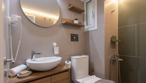 Newly Designed Balcony Apt Near Analipsi Metro