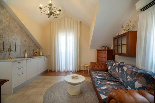Luxury Villa Aveline Heated Pool & Sauna Near Beach Trogir Area