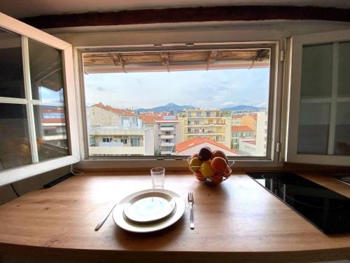 Studio solo cosy, cœur de Nice, gare 3 min