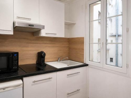 Studio Parisien grands boulevards Couple ou Solo