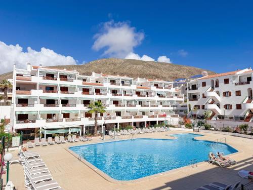 Ocean Walk Modern Holiday Apartment