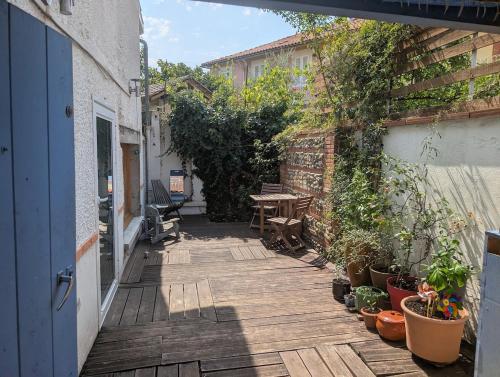 Maison avec terrasse - Proche gare et centre