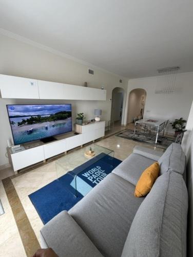 Fantastico Apartamento con vistas a Golf & Mar en Cala de Mijas