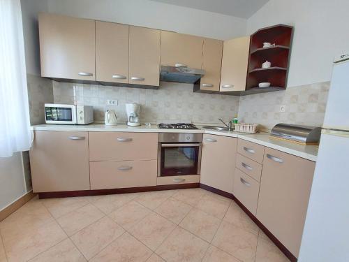 Apartment Marohnić