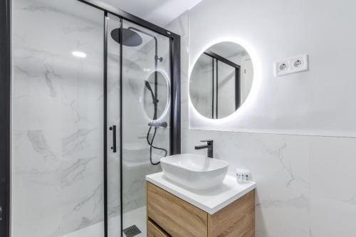 Magnificos Apartamentos Reformados junto al Metro de Tirso de Molina