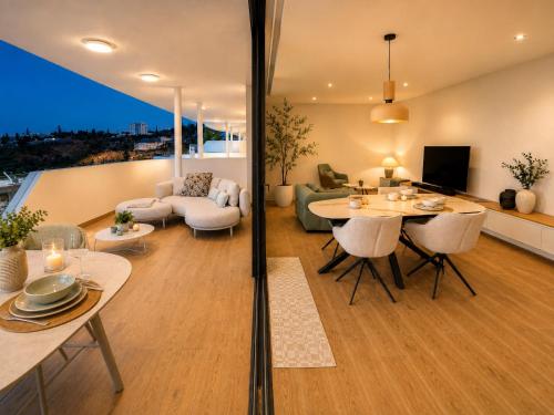 Casa Solana - Higuerón West Sea View & Pool