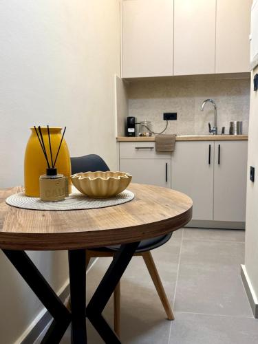 NESTORA - Apartment in the Center of Chania