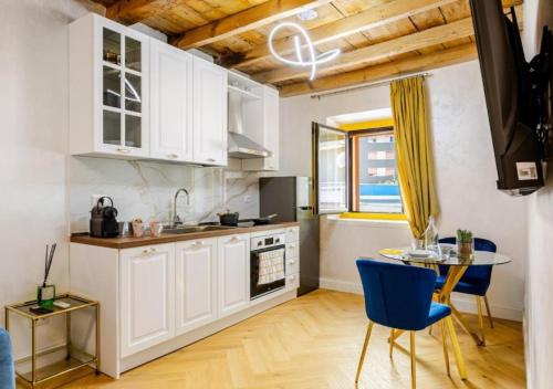 Exclusive apartment in the heart of Milan