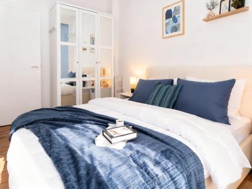Blue Haven - Cozy 2BR Central Apartment