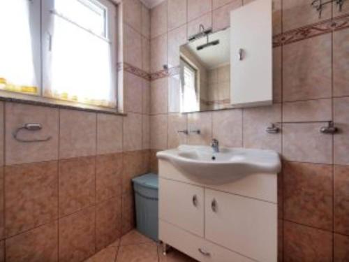 Apartment Stefani - two bedroom apartment with balcony and sea view A5