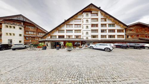 Studio with a swimming pool in Crans-Montana