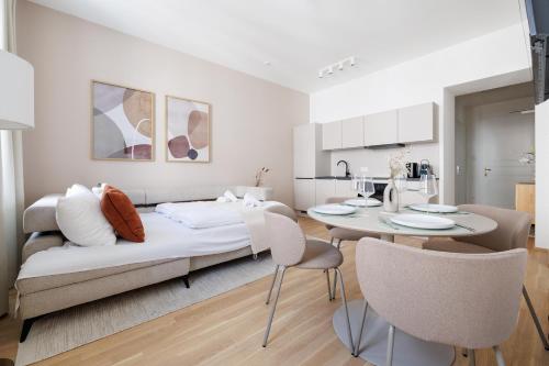Ruhelage im neu renovierten Altbau, 20 Minuten ins Zentrum