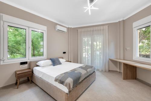 Modern Urban Stay 100 m from Neos Kosmos Metro
