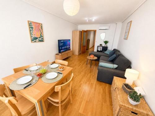 Apartamento Playa del Postiguet y Centro 2 dormitorios by Turihome