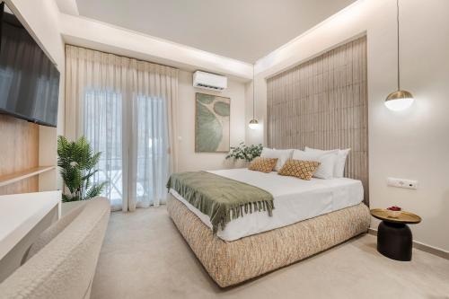 Minimal Luxury Apartment near Acropolis Metro