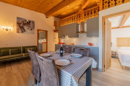 Le Cristal NB15 Mont-Blanc View, Pool, Parking & WiFi - Happy Rentals