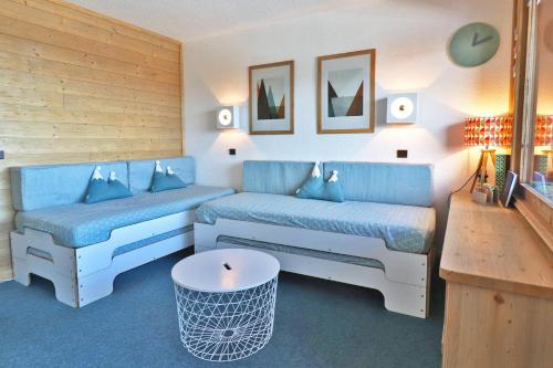 Résidence Creux De L Ours A - BEL APPARTEMENT RENOVE, PROCHE DES COMMERCES, SKIS AUX PIEDS MAE-7401