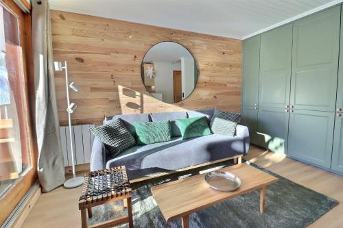 Résidence Plattieres - SUPERBE 2 PIÈCES CABINE ENTIÈREMENT RENOVÉ - VUE D'EXCEPTION SUR MONT VALLON, SKIS AUX PIEDS MAE-7517