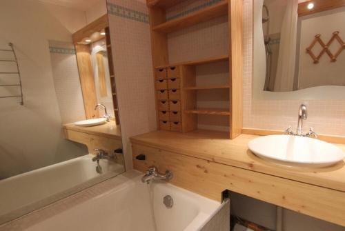 Résidence Trois Vallees - VAL THORENS SPACIEUX APPARTEMENT POUR 5 PERS. AVEC BELLE VUE MAE-7519