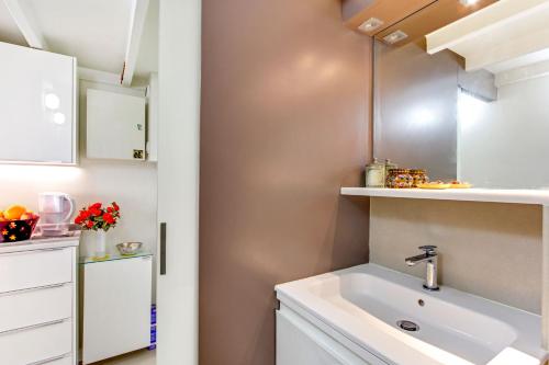 Beau studio-loft au coeur du Marais