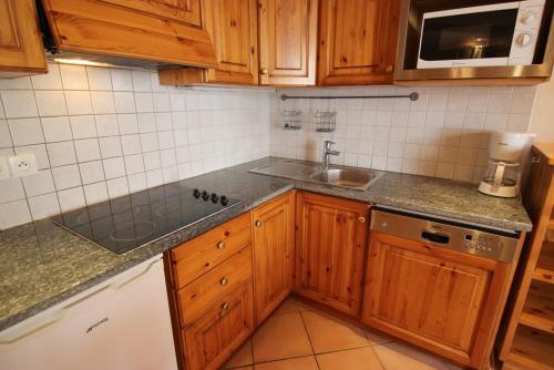 Résidence Neves - VAL THORENS AGREABLE 2 PIECES POUR 5 PERSONNES AU COEUR QUARTIER ANIME DE LA STATION MAE-7528