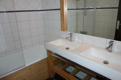 Résidence Olympic - VAL THORENS SPACIEUX ET CONFORTABLE 2 PIECES 5 PERSONNES AU PIED DES PISTES MAE-7529