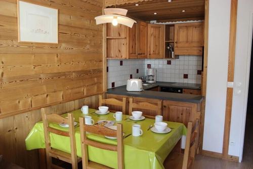 Résidence Olympic - VAL THORENS SPACIEUX ET CONFORTABLE 2 PIECES 5 PERSONNES AU PIED DES PISTES MAE-7529