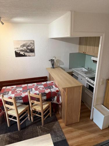 Résidence Neves - VAL THORENS STUDIO 4 PERSONNES DANS QUARTIER VIVANT MAE-7545