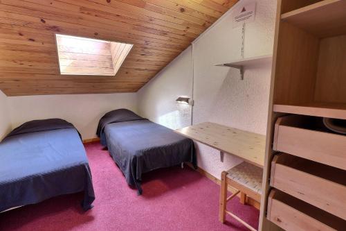 Résidence Saulire - JOLI 3 PIÈCES MEZZANINE AVEC CHEMINÉE - ACCES INTERNET GRATUIT MAE-7573