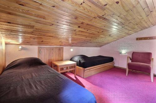 Résidence Saulire - JOLI 3 PIÈCES MEZZANINE AVEC CHEMINÉE - ACCES INTERNET GRATUIT MAE-7573