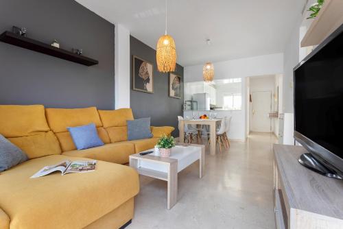 Sunstay Flat Torrequebrada