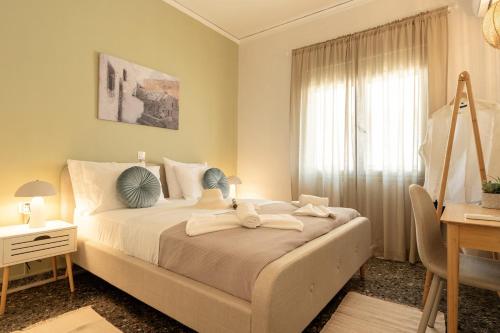 3BR Old Town Retreat - 2min Walk to Sea
