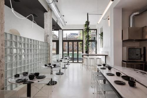Noctilia Athens